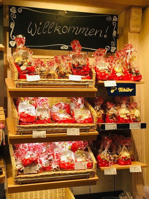 Weihnachtsbäckerei bei der Bäckerei Hanselmann